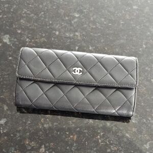 CHANEL Black Quilted Leather Continental Wallet with CC Logo